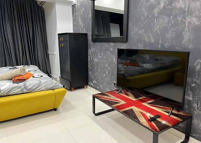 58 Unirii 75 H1 アパート *