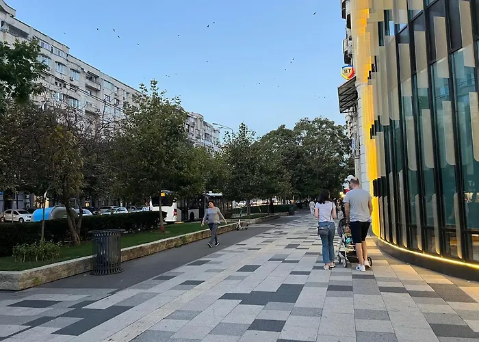 58 Unirii 75 H1 *